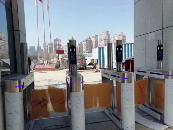 ����ʶ���Ž�����